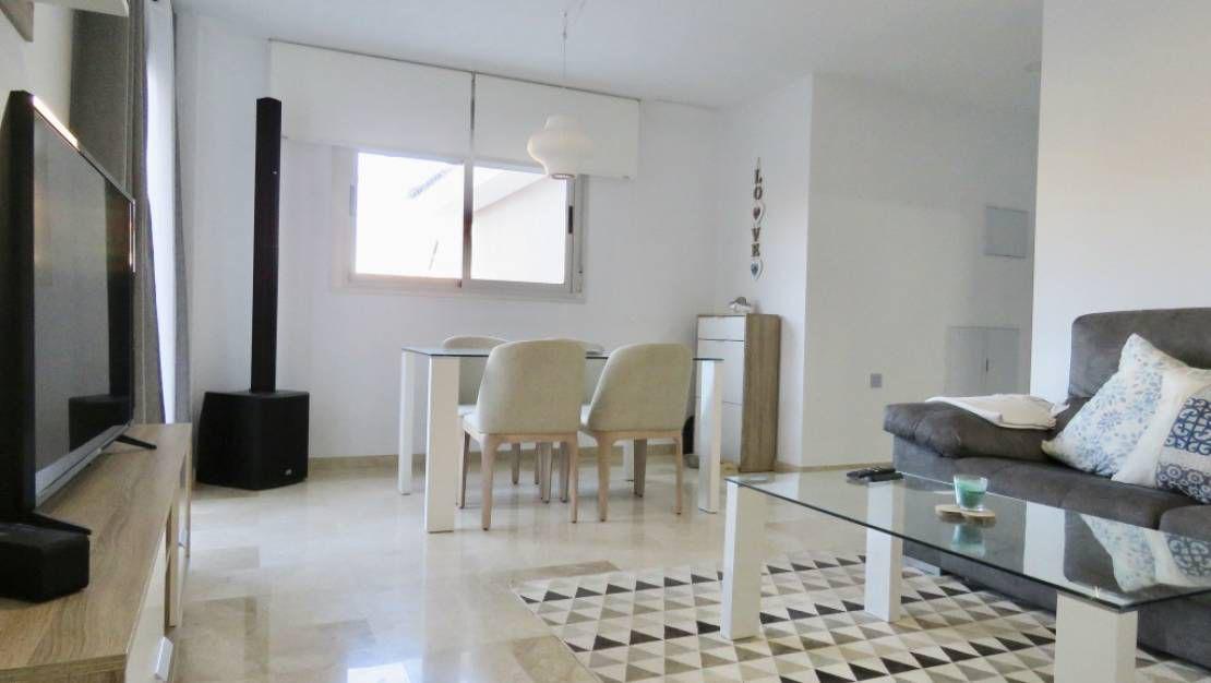 Luxury Apartment with Swimming Pool and jacuzzi