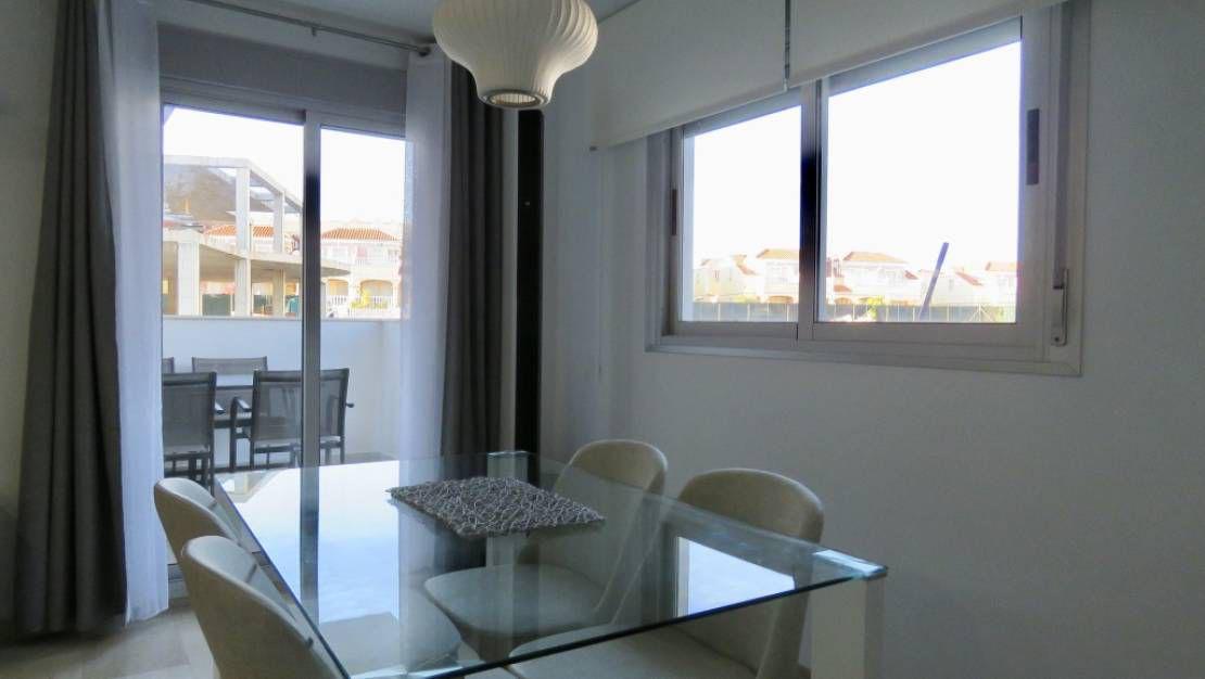 Luxury Apartment with Swimming Pool and jacuzzi